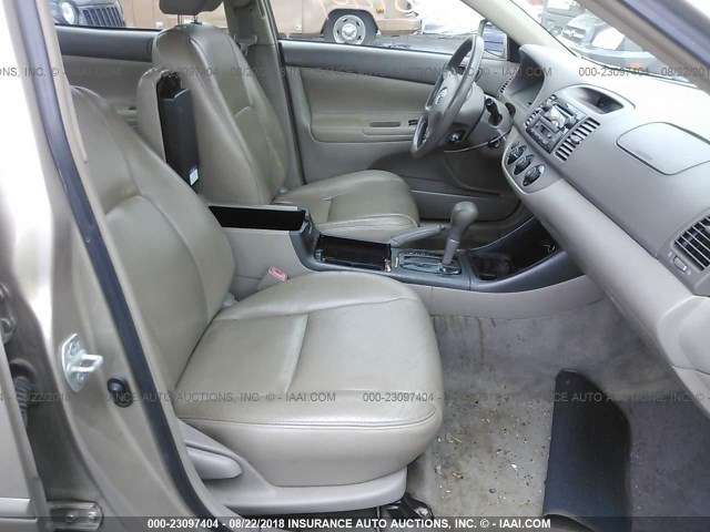 4T1BE32K62U104168 - 2002 TOYOTA CAMRY LE/XLE/SE Қоңыр фото 5