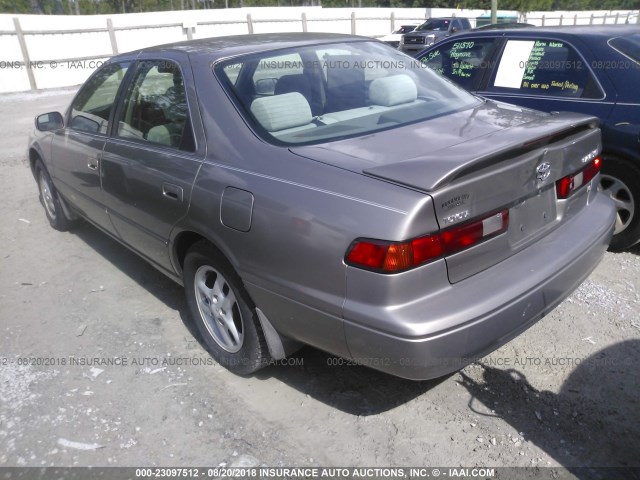 4T1BF22K1VU039659 - 1997 TOYOTA CAMRY 棕色 照片 3
