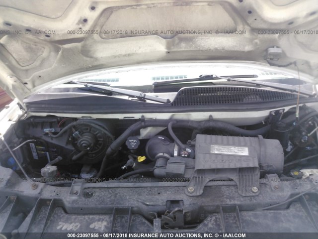 1GAHG39K881225091 - 2008 CHEVROLET EXPRESS G3500  WHITE photo 10