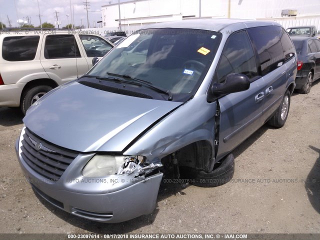 1C4GP45R85B317206 - 2005 CHRYSLER TOWN & COUNTRY  BLUE photo 2