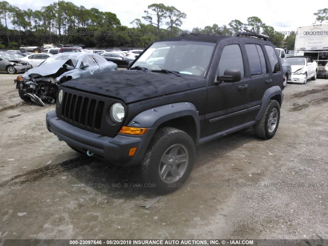 1J4GK38K36W221799 - 2006 JEEP LIBERTY RENEGADE BLACK photo 2