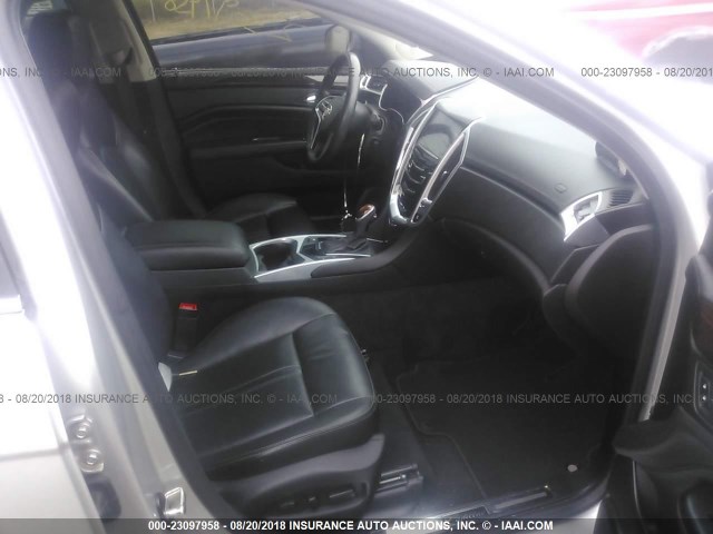 3GYFNCE34GS569284 - 2016 CADILLAC SRX PERFORMANCE COLLECTION Күміс фото 5