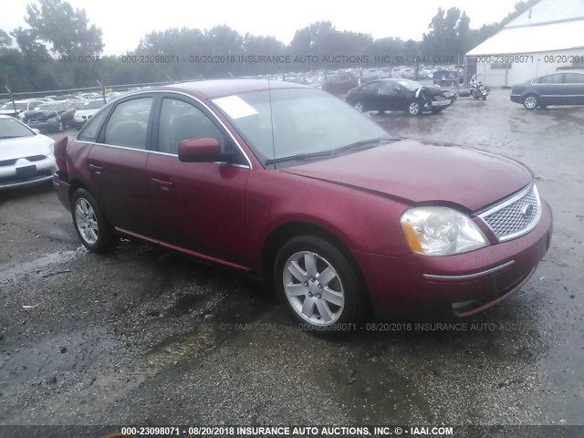 1FAFP27177G121051 - 2007 FORD FIVE HUNDRED SEL MAROON photo 1