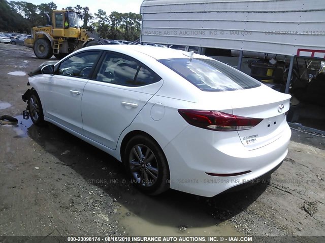 5NPD84LF2HH058546 - 2017 HYUNDAI ELANTRA SE/VALUE/LIMITED WHITE photo 3