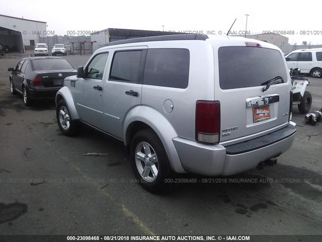 1D8GU58K17W567607 - 2007 DODGE NITRO SLT SILVER photo 3