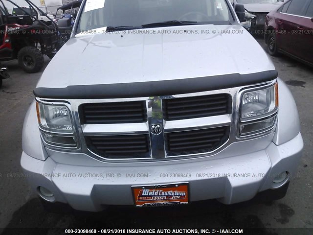 1D8GU58K17W567607 - 2007 DODGE NITRO SLT SILVER photo 6