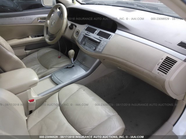 4T1BK3DB7AU354555 - 2010 TOYOTA AVALON XL/XLS/LIMITED WHITE photo 5