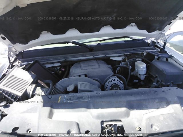 1GTEC14CX8Z211589 - 2008 GMC SIERRA C1500 WHITE photo 10