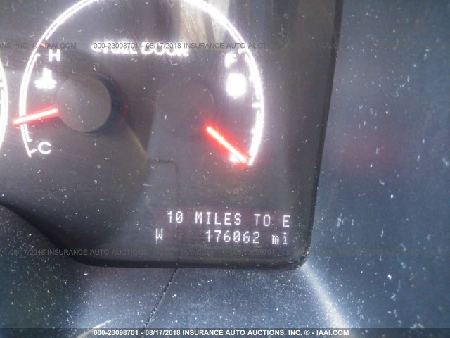 5LMFU28506LJ25493 - 2006 LINCOLN NAVIGATOR Gri fotoğraf 7