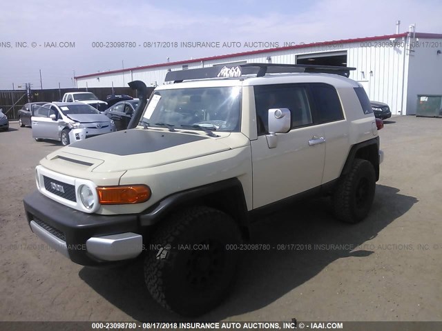 JTEBU11F18K053923 - 2008 TOYOTA FJ CRUISER TAN photo 2