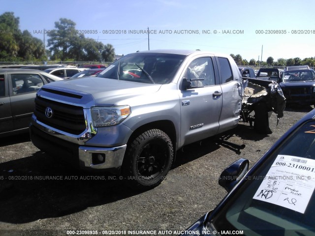5TFRY5F13EX167481 - 2014 TOYOTA TUNDRA DOUBLE CAB SR/SR5 SILVER photo 2