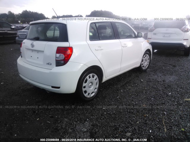 JTKKU10468J018460 - 2008 TOYOTA SCION XD WHITE photo 4