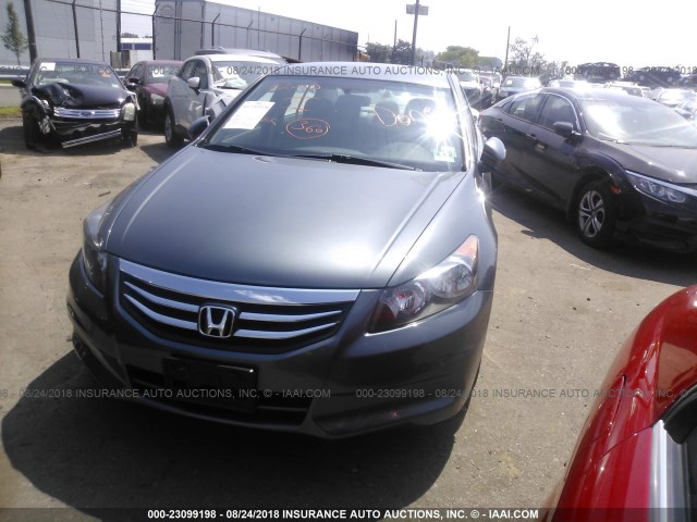 1HGCP2F33CA117044 - 2012 HONDA ACCORD LX GRAY photo 2