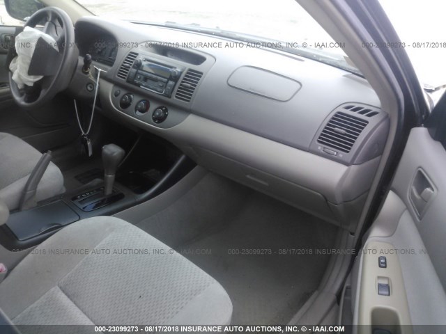 4T1BE30K24U341729 - 2004 TOYOTA CAMRY LE/XLE/SE 黑色 照片 5