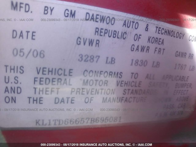 KL1TD66657B695081 - 2007 CHEVROLET AVEO LS RED photo 9