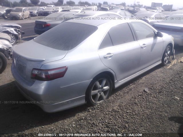 4T1BE46K47U624490 - 2007 TOYOTA CAMRY NEW GENERAT CE/LE/XLE/SE SILVER photo 4