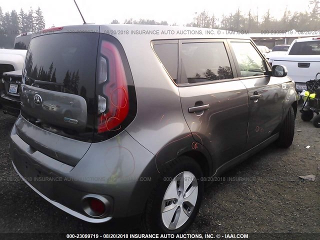 KNDJP3AE7G7017813 - 2016 KIA SOUL EV + GRAY photo 4