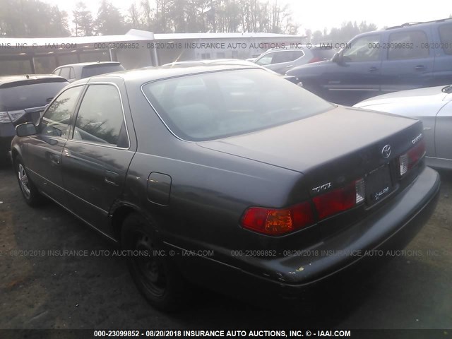 JT2BG22KX10553926 - 2001 TOYOTA CAMRY CE/LE/XLE 灰色 照片 3