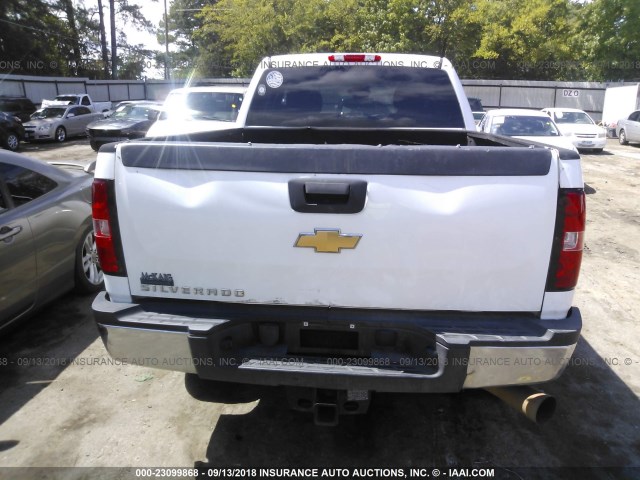 1GC1CVC83BF217049 - 2011 CHEVROLET SILVERADO C2500 HEAVY DUTY WHITE photo 6