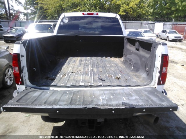 1GC1CVC83BF217049 - 2011 CHEVROLET SILVERADO C2500 HEAVY DUTY WHITE photo 8