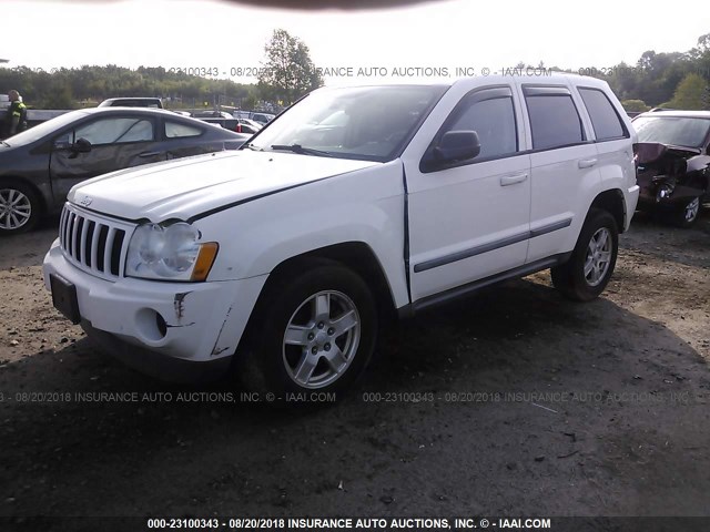 1J8GR48K07C646089 - 2007 JEEP GRAND CHEROKEE LAREDO/COLUMBIA/FREEDOM 白色 照片 2