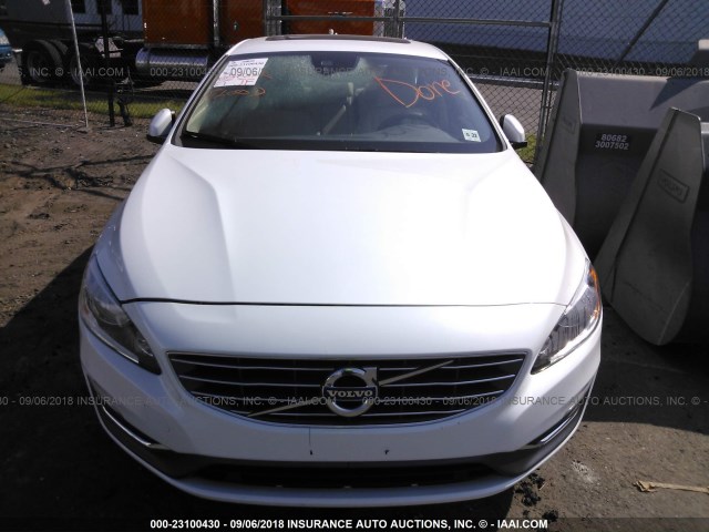 LYV402TK7HB195104 - 2017 VOLVO S60 PREMIER WHITE photo 6