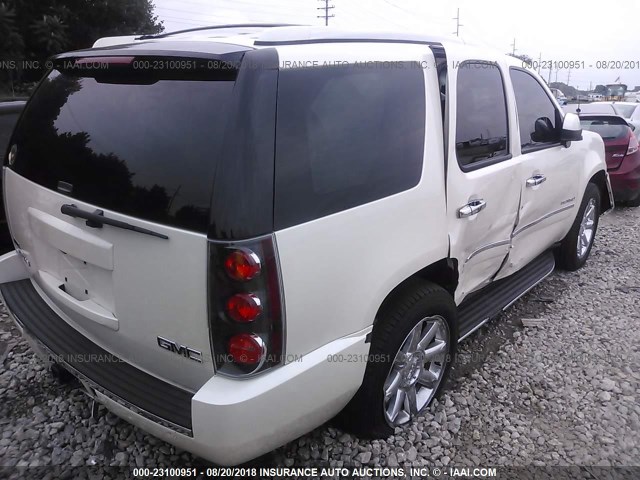 1GKS2EEF8CR245730 - 2012 GMC YUKON DENALI WHITE photo 4