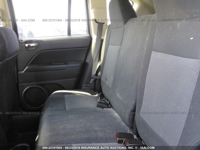 1C4NJCEB5DD218562 - 2013 JEEP COMPASS LATITUDE შავი ფოტო 8