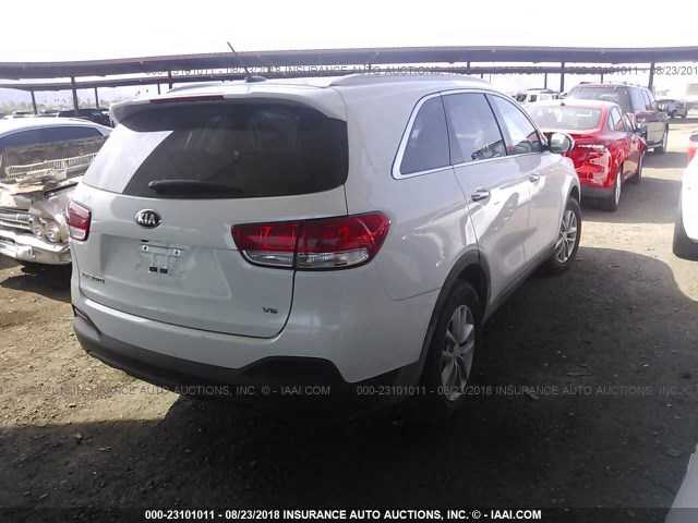 5XYPGDA59JG340397 - 2018 KIA SORENTO LX/L WHITE photo 4