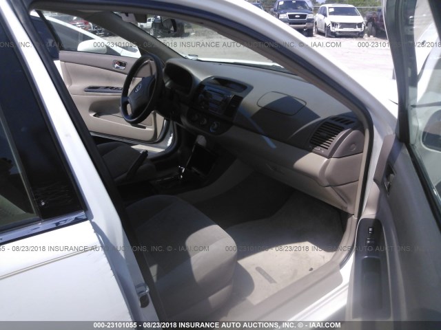 4T1BE32K26U738017 - 2006 TOYOTA CAMRY LE/XLE/SE 白色 照片 5