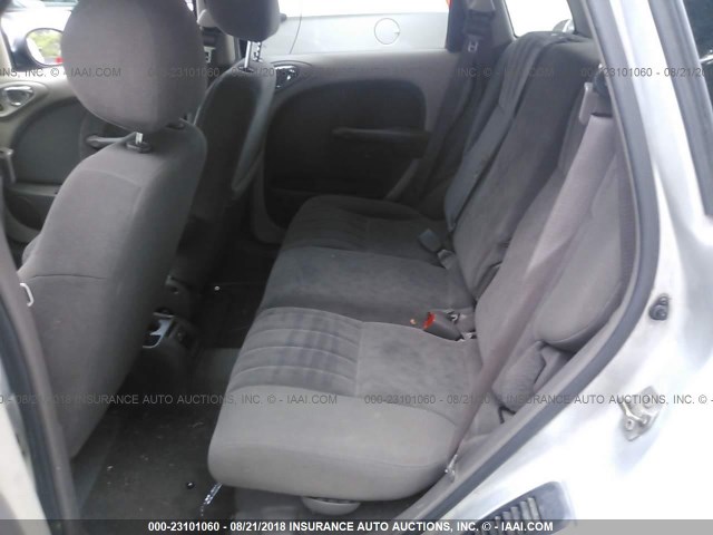 3C4FY48B82T272835 - 2002 CHRYSLER PT CRUISER CLASSIC 银色 照片 8