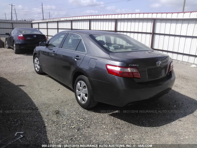 4T1BE46K28U251905 - 2008 TOYOTA CAMRY CE/LE/XLE/SE GRAY photo 3