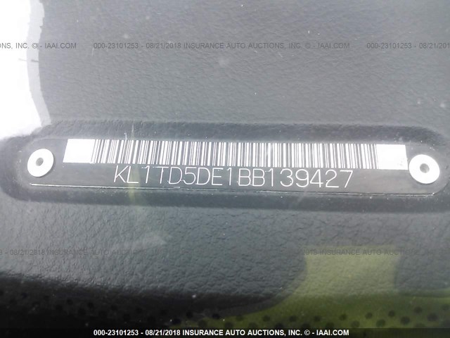 KL1TD5DE1BB139427 - 2011 CHEVROLET AVEO LS/LT წითელი ფოტო 9