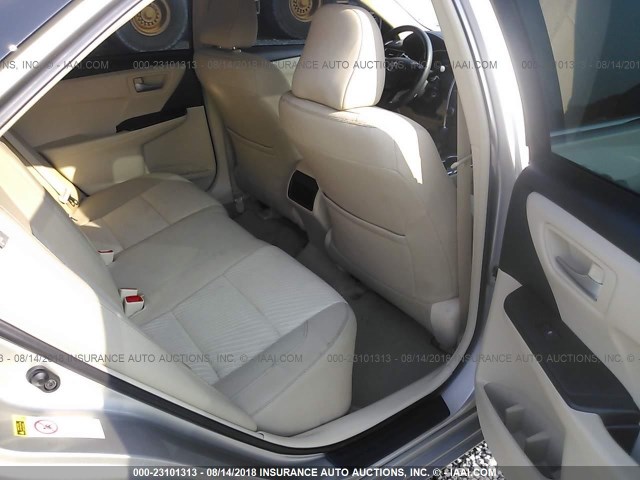 4T1BF1FK0HU358060 - 2017 TOYOTA CAMRY LE/XLE/SE/XSE GOLD photo 8