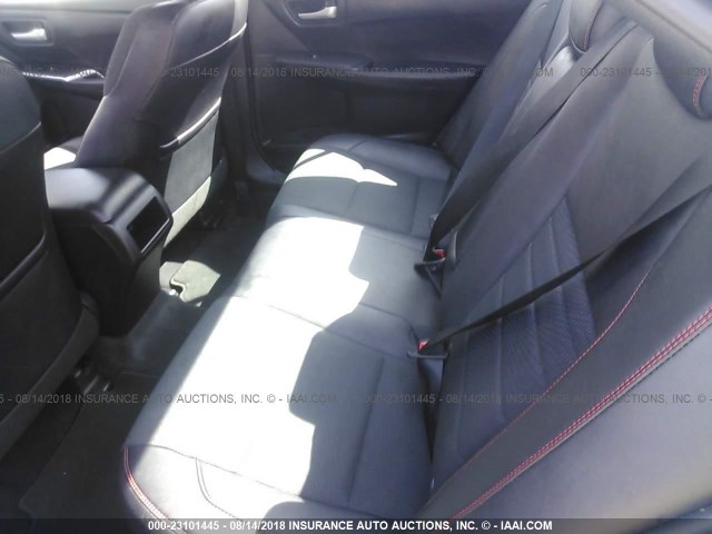 4T1BF1FK3HU696312 - 2017 TOYOTA CAMRY LE/XLE/SE/XSE BLUE photo 8