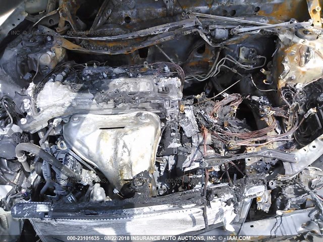 4T1BF1FK3HU304171 - 2017 TOYOTA CAMRY LE/XLE/SE/XSE GRAY photo 10