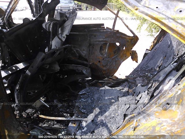 4T1BF1FK3HU304171 - 2017 TOYOTA CAMRY LE/XLE/SE/XSE GRAY photo 8