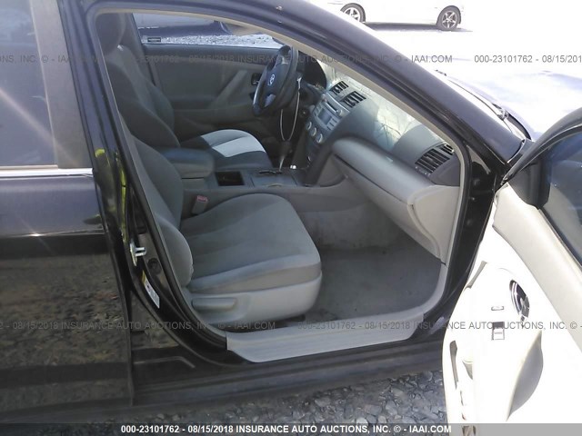4T1BE46K78U196982 - 2008 TOYOTA CAMRY CE/LE/XLE/SE BLACK photo 5