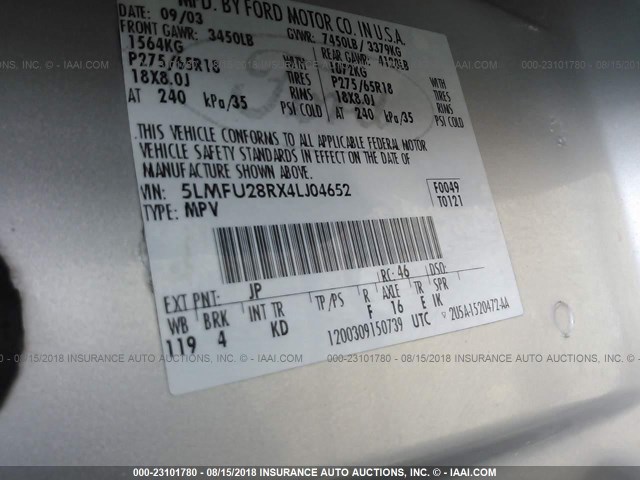 5LMFU28RX4LJ04652 - 2004 LINCOLN NAVIGATOR Gris photo 9