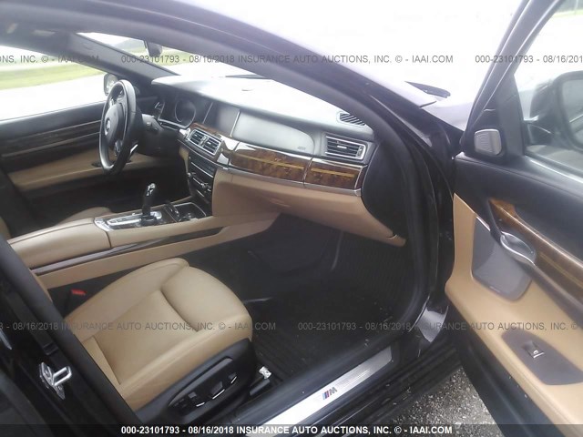 WBAYF8C57FD654371 - 2015 BMW 750 LXI BLACK photo 5