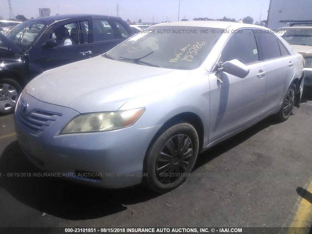 4T1BE46KX8U753786 - 2008 TOYOTA CAMRY CE/LE/XLE/SE SILVER photo 2