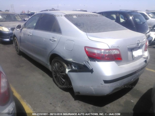 4T1BE46KX8U753786 - 2008 TOYOTA CAMRY CE/LE/XLE/SE SILVER photo 3