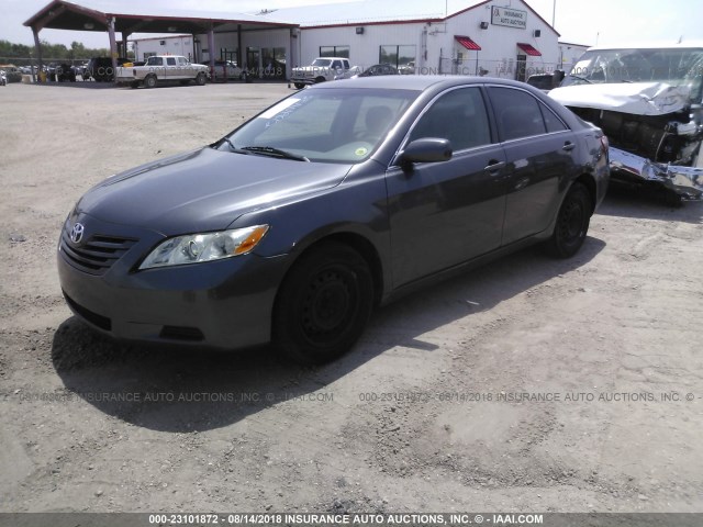 4T4BE46K57R005483 - 2007 TOYOTA CAMRY NEW GENERAT CE/LE/XLE/SE GRAY photo 2