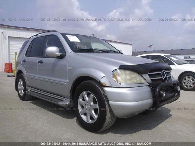 4JGAB72E81A277258 - 2001 MERCEDES-BENZ ML 430 SILVER photo 1