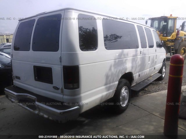 1FBSS31L61HA51572 - 2001 FORD ECONOLINE E350 SUPER DUTY WAGON WHITE photo 4