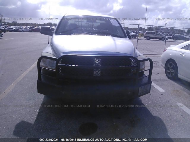 3D7KR28C66G118038 - 2006 DODGE RAM 2500 ST/SLT 银色 照片 6