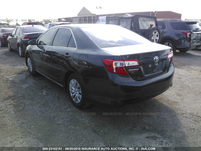 4T4BF1FK8ER386321 - 2014 TOYOTA CAMRY L/SE/LE/XLE 灰色 照片 3