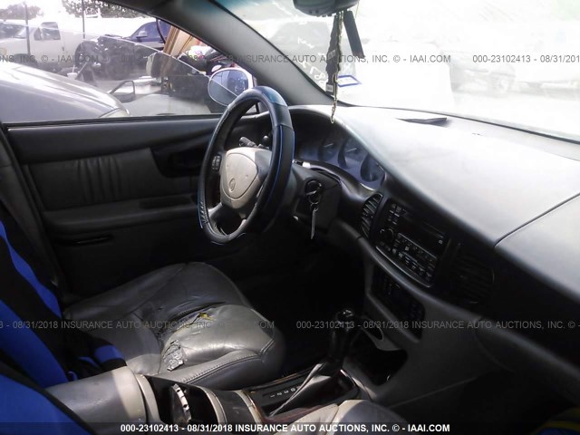 2G4WB52K331298872 - 2003 BUICK REGAL LS SILVER photo 5