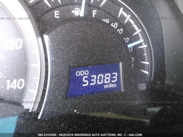 4T4BF1FK5DR317438 - 2013 TOYOTA CAMRY L/SE/LE/XLE ვერცხლისფერი ფოტო 7