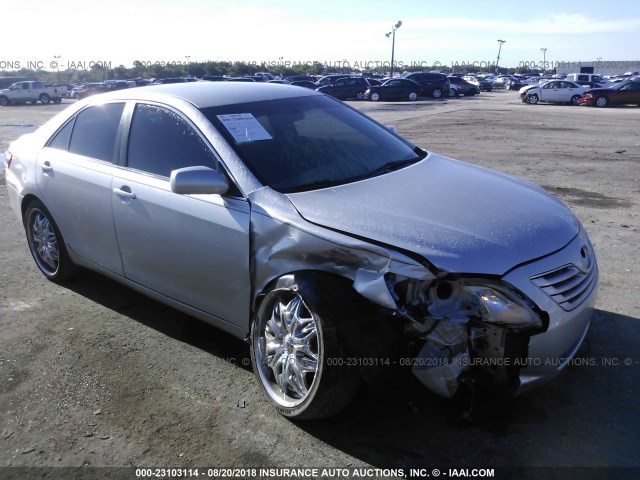 4T1BE46K17U673498 - 2007 TOYOTA CAMRY NEW GENERAT CE/LE/XLE/SE SILVER photo 1